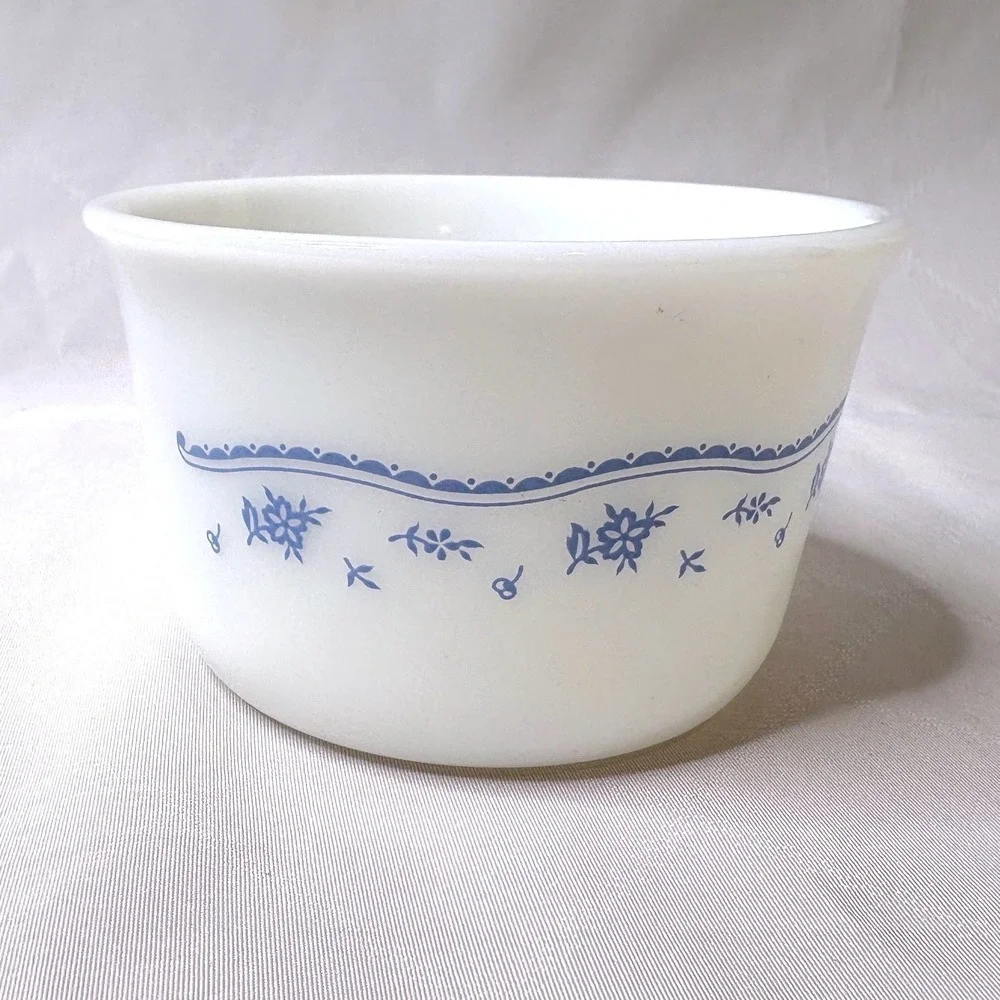 VTG PYREX White Opal Glass Bowl w/ Blue Floral 